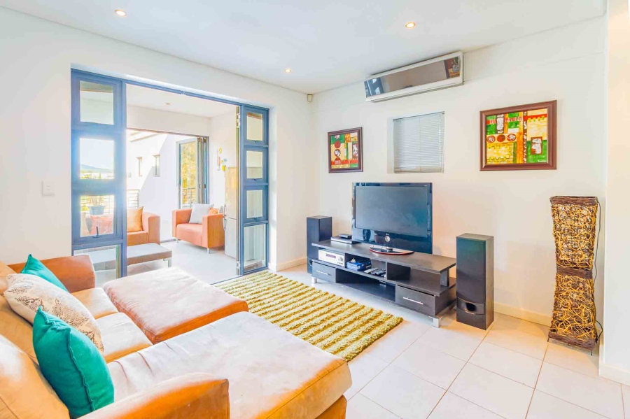To Let 2 Bedroom Property for Rent in Dennesig Western Cape